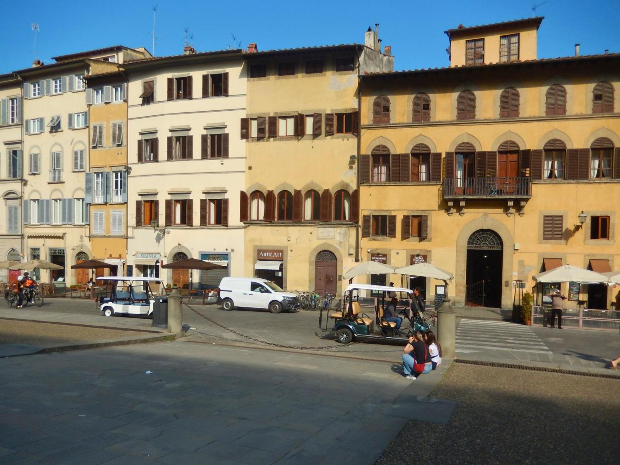 Great Location Just Infront Of Pitti Palace Флоренция Екстериор снимка