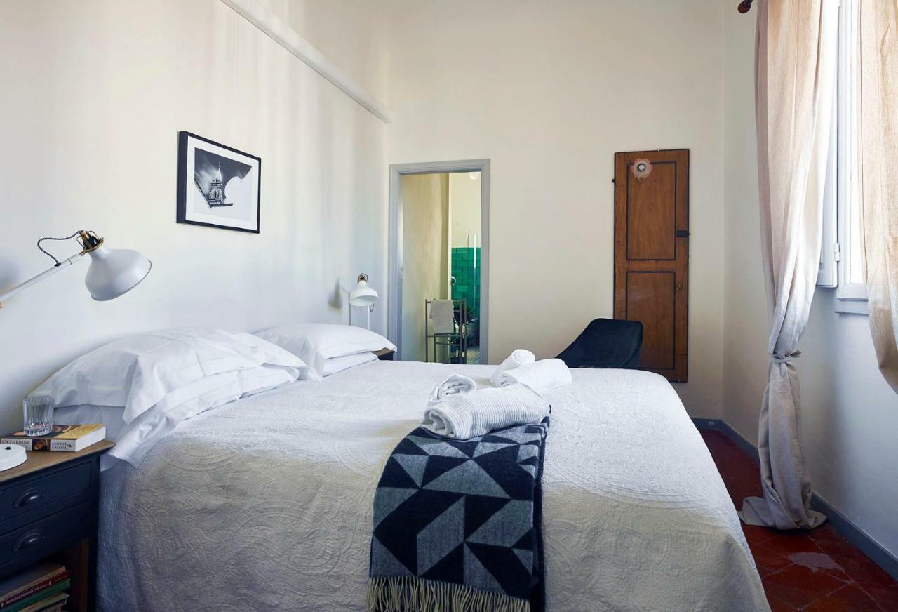 Great Location Just Infront Of Pitti Palace Флоренция Екстериор снимка